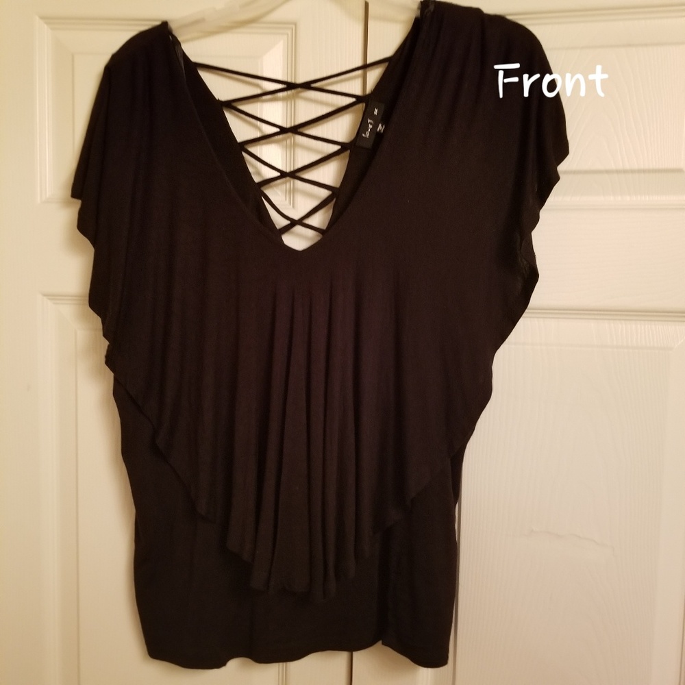 🖤Sexy ruffled with criss cross back🖤